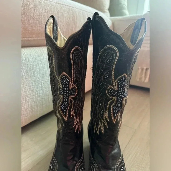 Corral Boots A2651 Black-Bone Wing & Cross Crystals Inlay - Picture 14 of 16